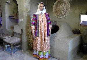 پوشش بانوان عشایر 